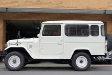 S59 ランクル40ロング BJ46V 白 PS付 6.8万キロ 最終モデルサムネイル