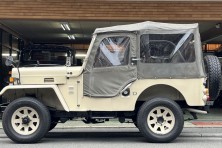 Ｈ10 三菱ジープ 最終生産記念車 フルノーマル車両 7.5万キロサムネイル