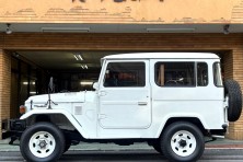 S58 ランクル40 BJ42V 3400cc クーラー パワステ付き 白　サムネイル